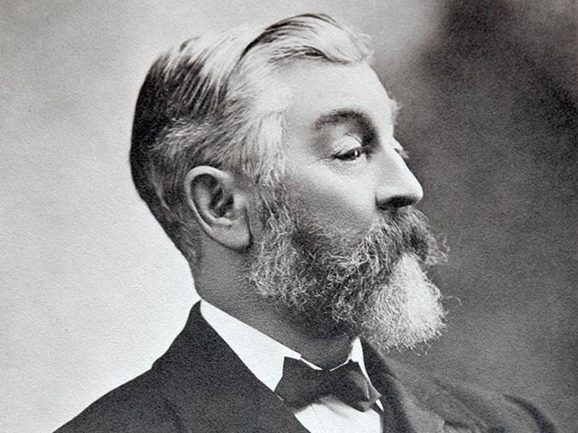 Portrait of William Thomson circa 1890's